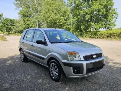 Gebraucht Ford Fusion 68 PS (50 kW) 2006 Grau Kleinwagen