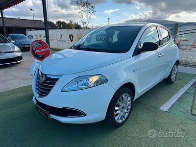 Usata Lancia Ypsilon Gold 2013 Bianco Utilitaria