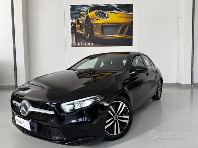Usata Mercedes A180 136 CV (100 kW) 2020 Nero Berlina