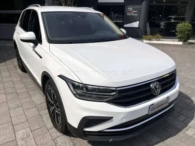 Usata VW Tiguan Life 150 CV (110 kW) 2022 Bianco SUV