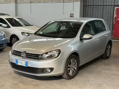 Usata VW Golf VII Comfortline 105 CV (77 kW) 2012 Grigio Berlina