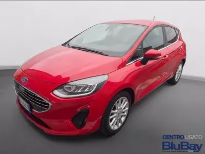 Second-hand Ford Fiesta Titanium 75 CP (55 kW) 2022 Roșu Berlinǎ
