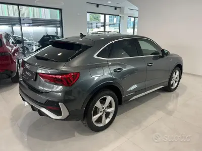 Usata Audi Q3 Sportback S-Line 150 CV (110 kW) 2023 Grigio SUV