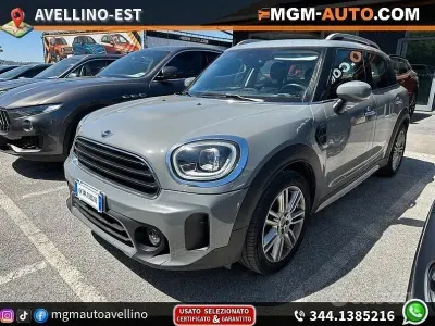 Begagnad Mini Cooper Countryman Classic 150 HK (110 kW) 2021 Grå SUV