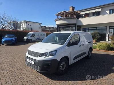 Usata Peugeot Partner S 131 CV (96 kW) 2024 Bianco Monovolume