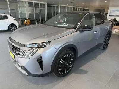 Usata Peugeot 3008 GT 136 CV (100 kW) 2024 Grigio SUV