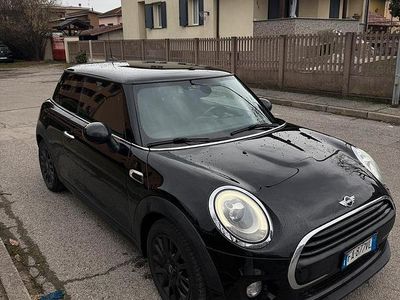 Usata Mini One D 90 CV (66 kW) 2015 Nero Utilitaria