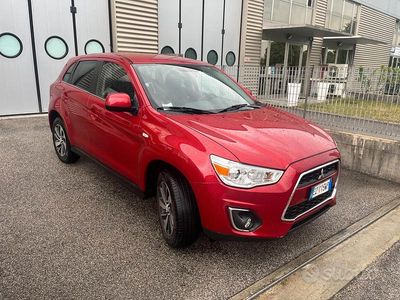 Usata Mitsubishi ASX 116 CV (85 kW) 2015 Dark red SUV