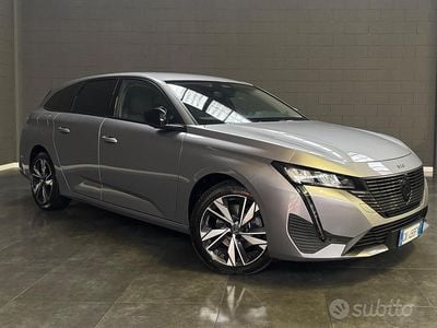 Usata Peugeot 308 GT 130 CV (95 kW) 2022 Grigio Station wagon