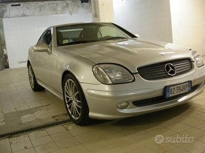Usata Mercedes SLK200 2000 Grigio Cabrio