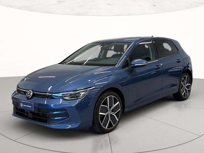 Usata VW Golf VIII Edition 204 CV (150 kW) 2025 Anemone blue metallizzato Berlina