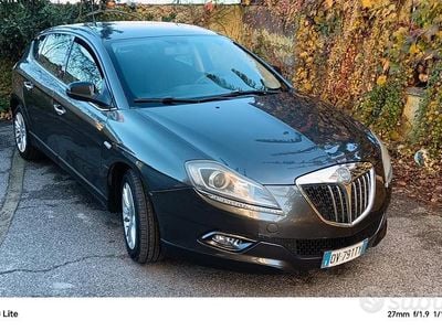 Usata Lancia Delta 120 CV (88 kW) 2008 Grigio Utilitaria