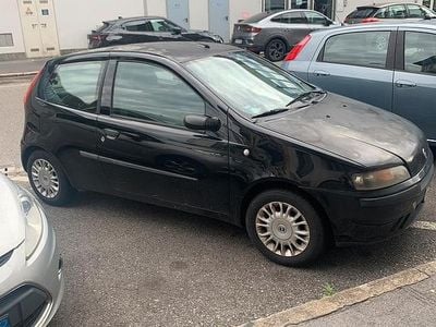 Usata Fiat Punto 60 CV (44 kW) 2001 Nero Utilitaria