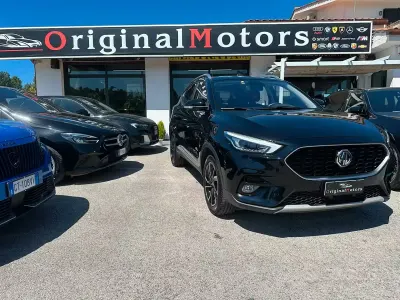 Usata MG ZS Luxury 111 CV (81 kW) 2024 Nero SUV