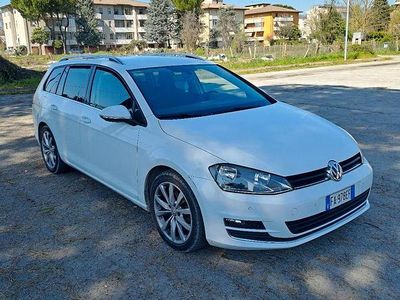 Usata VW Golf VII 110 CV (80 kW) 2015 Bianco Station wagon