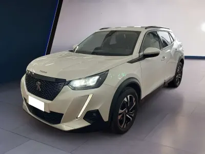 Usata Peugeot 2008 Allure 102 CV (75 kW) 2021 Bianco SUV