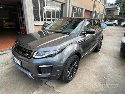 Usata Land Rover Range Rover evoque SE Dynamic 150 CV (110 kW) 2019 Grigio scuro SUV