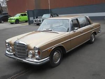 Usata Mercedes 300 170 CV (125 kW) 1970 Marrone Berlina
