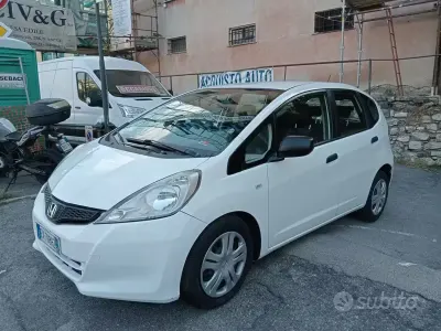 Usata Honda Jazz S 90 CV (66 kW) 2014 Bianco Utilitaria