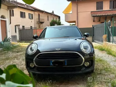 Usata Mini One Clubman 102 CV (75 kW) 2019 Nero Station wagon