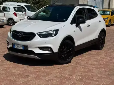Usata Opel Mokka 110 CV (80 kW) 2017 Bianco SUV