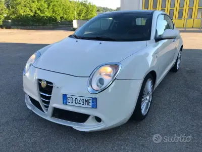 Usata Alfa Romeo MiTo Distinctive 105 CV (77 kW) 2010 Bianco Utilitaria