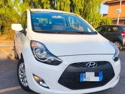Usata Hyundai ix20 90 CV (66 kW) 2016 Bianco Utilitaria