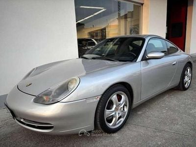 Usata Porsche 911 Carrera 300 CV (220 kW) 1998 Argento Coupé