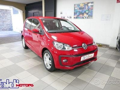 Usata VW up! high up! 68 CV (50 kW) 2019 Rosso Utilitaria