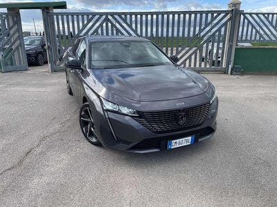 Usata Peugeot 308 SW Allure 131 CV (96 kW) 2023 Grigio Station wagon