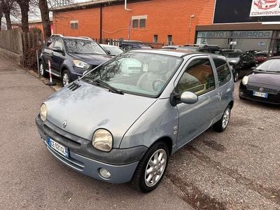 Blu/azzurro Usata 2002 Renault Twingo Expression Utilitaria | 2300 € (Ottimo prezzo)