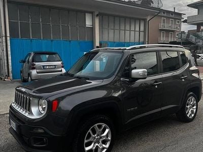 Usata Jeep Renegade Limited 140 CV (102 kW) 2017 Grigio SUV