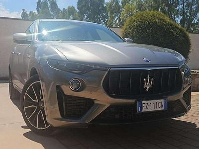 Grigio Usata 2019 Maserati Levante GranLusso SUV | 39.500 € (Buon prezzo)