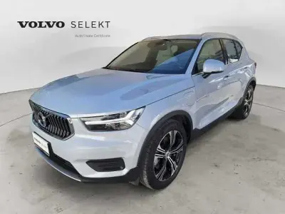 Usata Volvo XC40 Inscription 210 CV (154 kW) 2021 Argento SUV