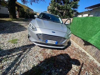 Usata Ford Focus 120 CV (88 kW) 2019 Argento Station wagon