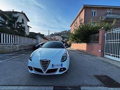 Usata Alfa Romeo Giulietta Veloce 120 CV (88 kW) 2013 Bianco Berlina