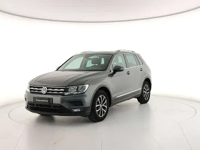 Usata VW Tiguan Business 150 CV (110 kW) 2020 Grigio SUV