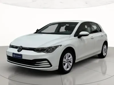 Begagnad VW Golf VII Life 115 HK (84 kW) 2021 Vit Halvkombi