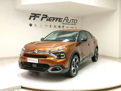 Usata Citroën C4 Shine 131 CV (96 kW) 2020 Arancione Berlina