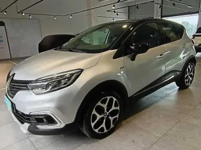 Usata Renault Captur 90 CV (66 kW) 2019 Argento SUV