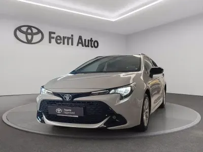 Nuova Toyota Corolla Active 140 CV (102 kW) 2026 Grigio Station wagon