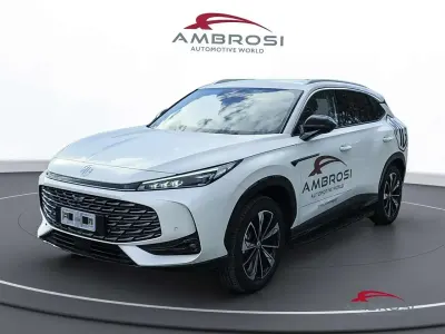 Usata MG HS Luxury 170 CV (125 kW) 2024 White pearl SUV