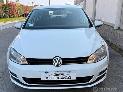 Usata VW Golf VII Comfortline 105 CV (77 kW) 2013 Bianco Berlina