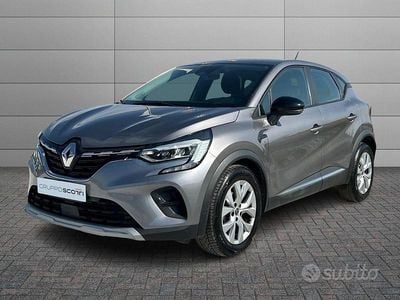 Usata Renault Captur Life 101 CV (74 kW) 2020 Grigio SUV