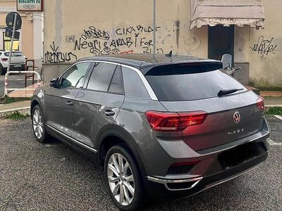 Usata VW T-Roc 150 CV (110 kW) 2020 Grigio SUV