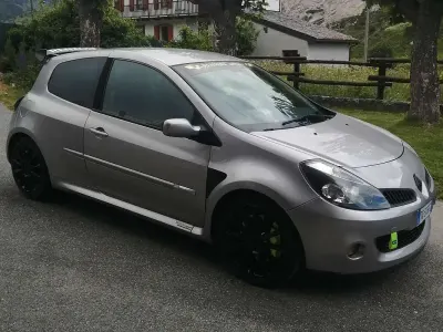 Usata Renault Clio II R.S. 197 CV (144 kW) 2007 Argento Berlina