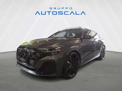 Nuova Audi Q8 S-Line 286 CV (210 kW) 2026 Nero mytos metallizzato SUV