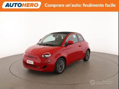 Usata Fiat 500e Red 69 kW (95 CV) 2022 Rosso Cabrio