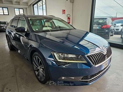 Usata Skoda Superb 190 CV (139 kW) 2018 Blu Station wagon