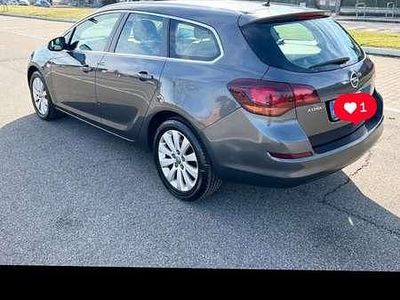 Usata Opel Astra 110 CV (80 kW) 2014 Station wagon